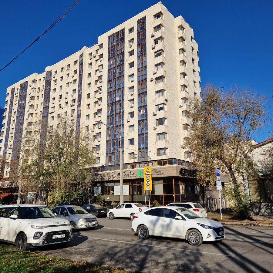 однокомнатная студия мега парк * Almaty